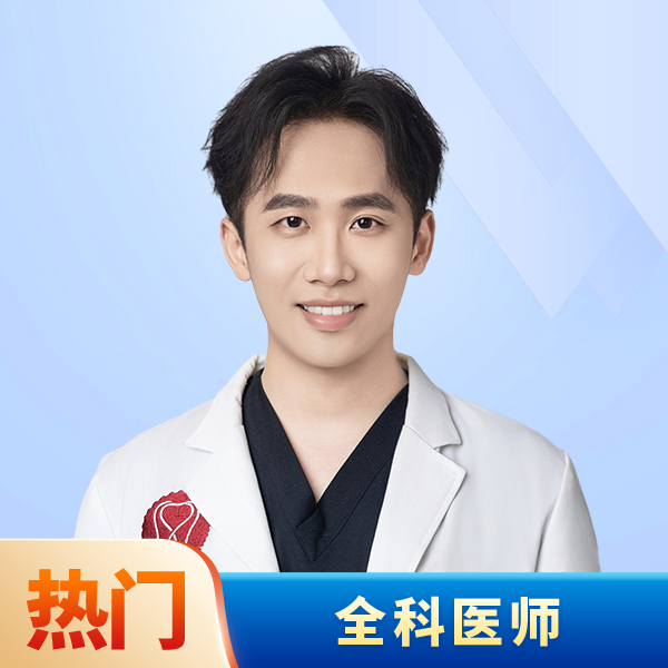 谭霆轩
